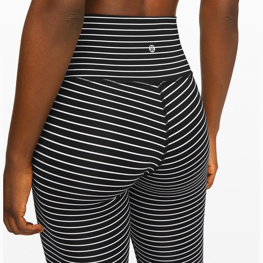 ❌Sold❌Lululemon Stripe Wunder Under Leggings